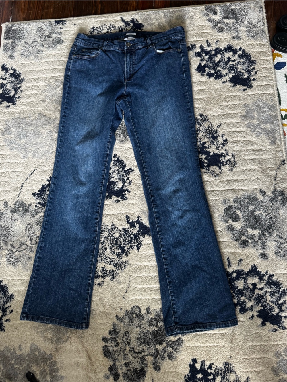 Women's Dark Blue Wide-Leg Jeans - Classic Flare Fit